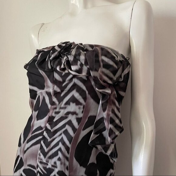 Hugo Boss Black and Gray Strapless Sheath Dress - Picture 2 of 16